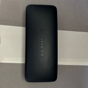 Esquire sunglass case